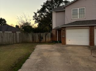 182 W Plover Cv #1, Farmington, AR 72730