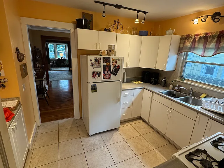 743-745 Blossom Rd — Photo 9