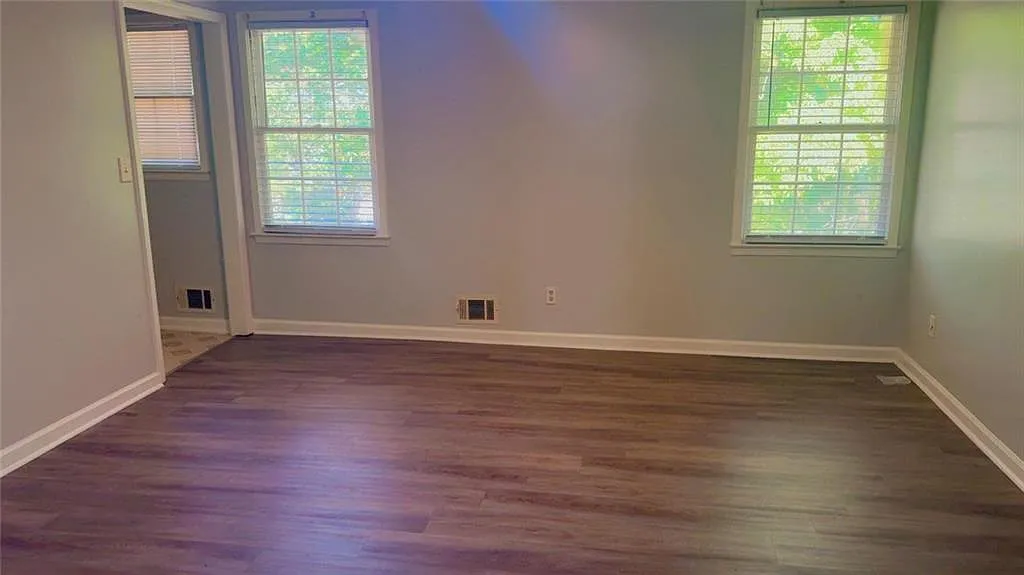 2 bed, 2.5 bath, 1360 sqft, $1,795 — Photo 4