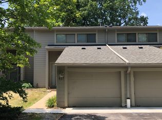 677 Skynob Dr, Ann Arbor, MI
