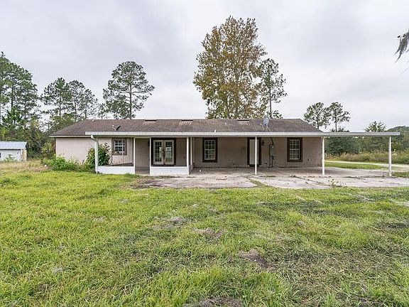 2nd image of 136 Cypress Dr