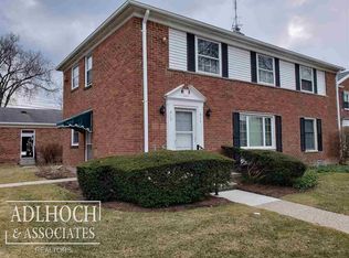 615 Notre Dame St, Grosse Pointe, MI 48230
