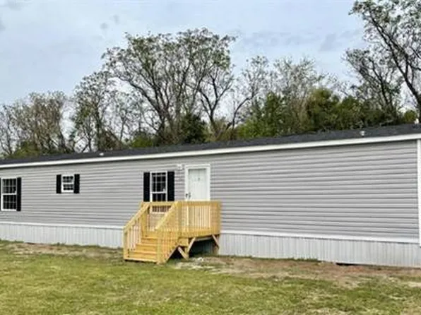 211 Coastal Dr, Byron, GA 31008