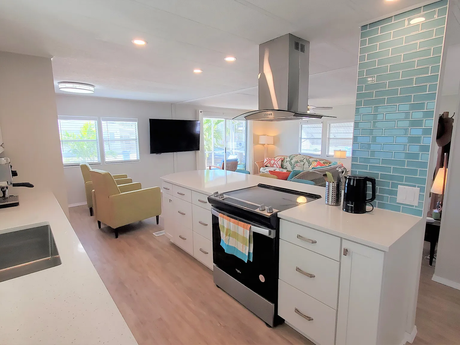 712 Carefree, Venice FL 33952 — Photo 4