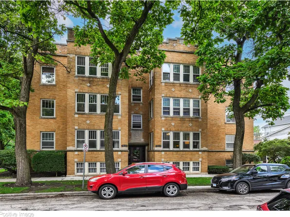3804 N Hamilton Ave #1, Chicago, IL 60618