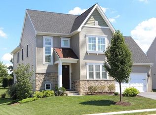 321 Fletcher Dr, Lititz, PA 17543