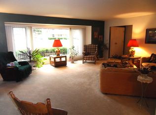 1125 N West St, Naperville, IL 60563