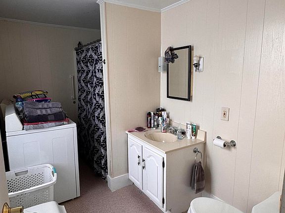 4th image of 53 Ticonic Street