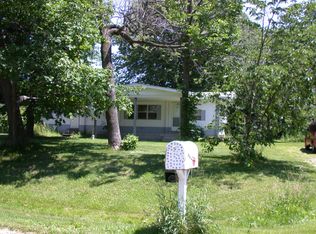 1179 S Meadow Dr, Lennon, MI 48449