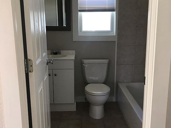 5th image of 4514 Carroll Ln