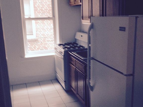5th image of 4266 Phlox Pl APT E11