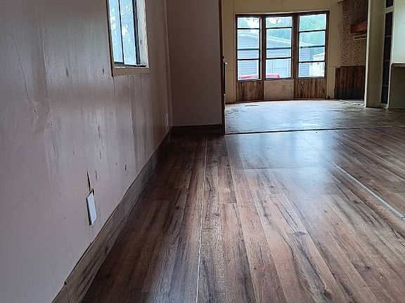 5th image of 1720 NW 38th Ave Unit 167