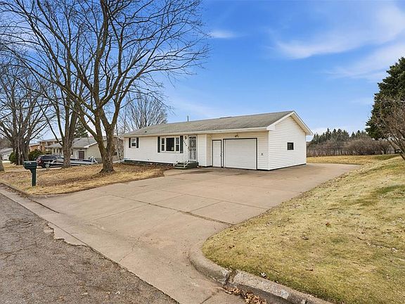 3rd image of 2234 Freeway Drive