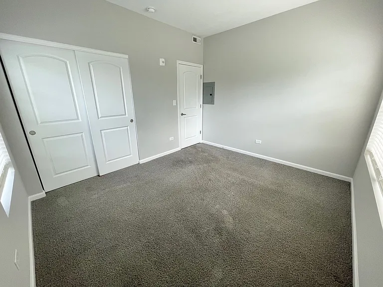 301 N Madison St #2F — Photo 9