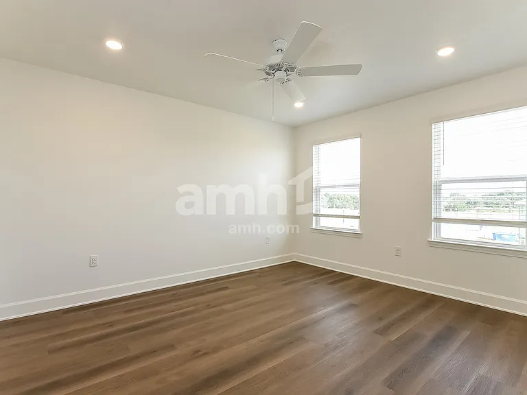 2715 Radha Way — Photo 8