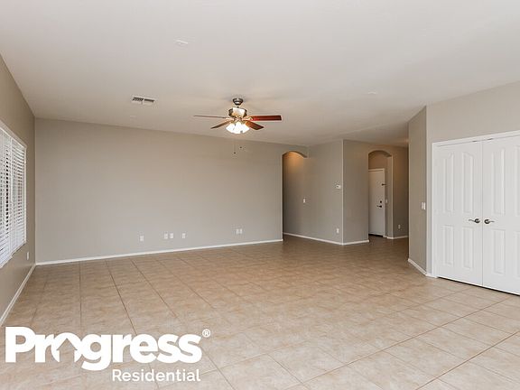 3rd image of 1427 E Megan Dr