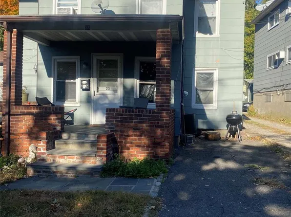 23 Pleasant Ave, Port Washington, NY 11050