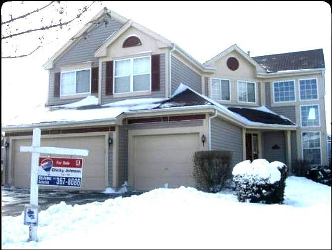 1st image of 2218 N Old Pond Ct