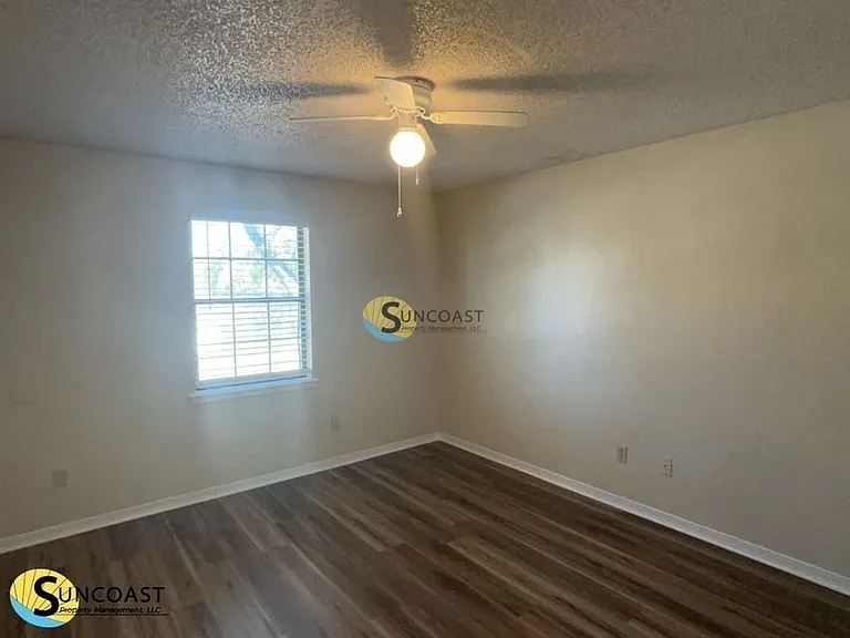 8702 Bandera Cir S — Photo 12