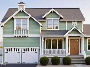 208 Country Club Boulevard, Little Egg Harbor, NJ 08087