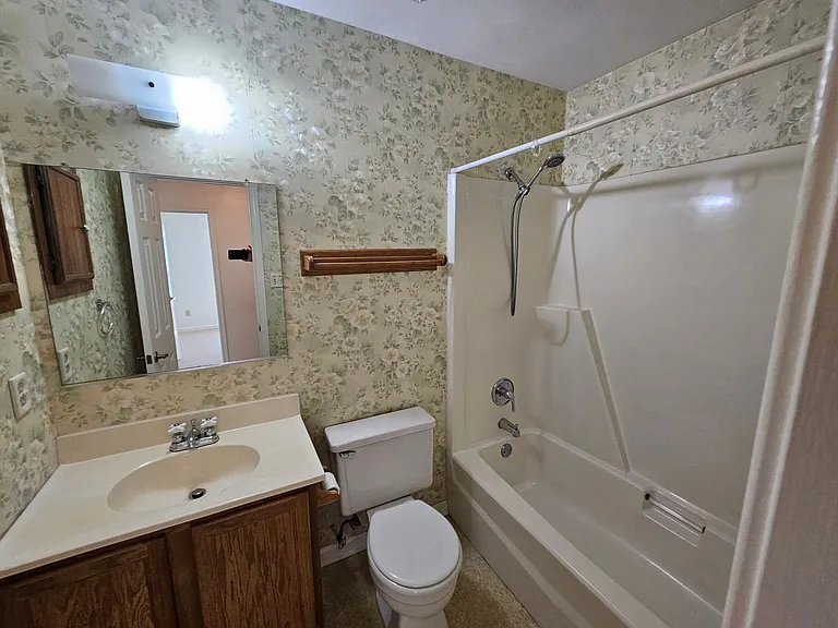 5416 Sweetwater Ct — Photo 8