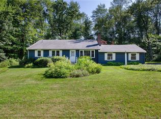 93 Old Meadow Plain Rd, Weatogue, CT 06089