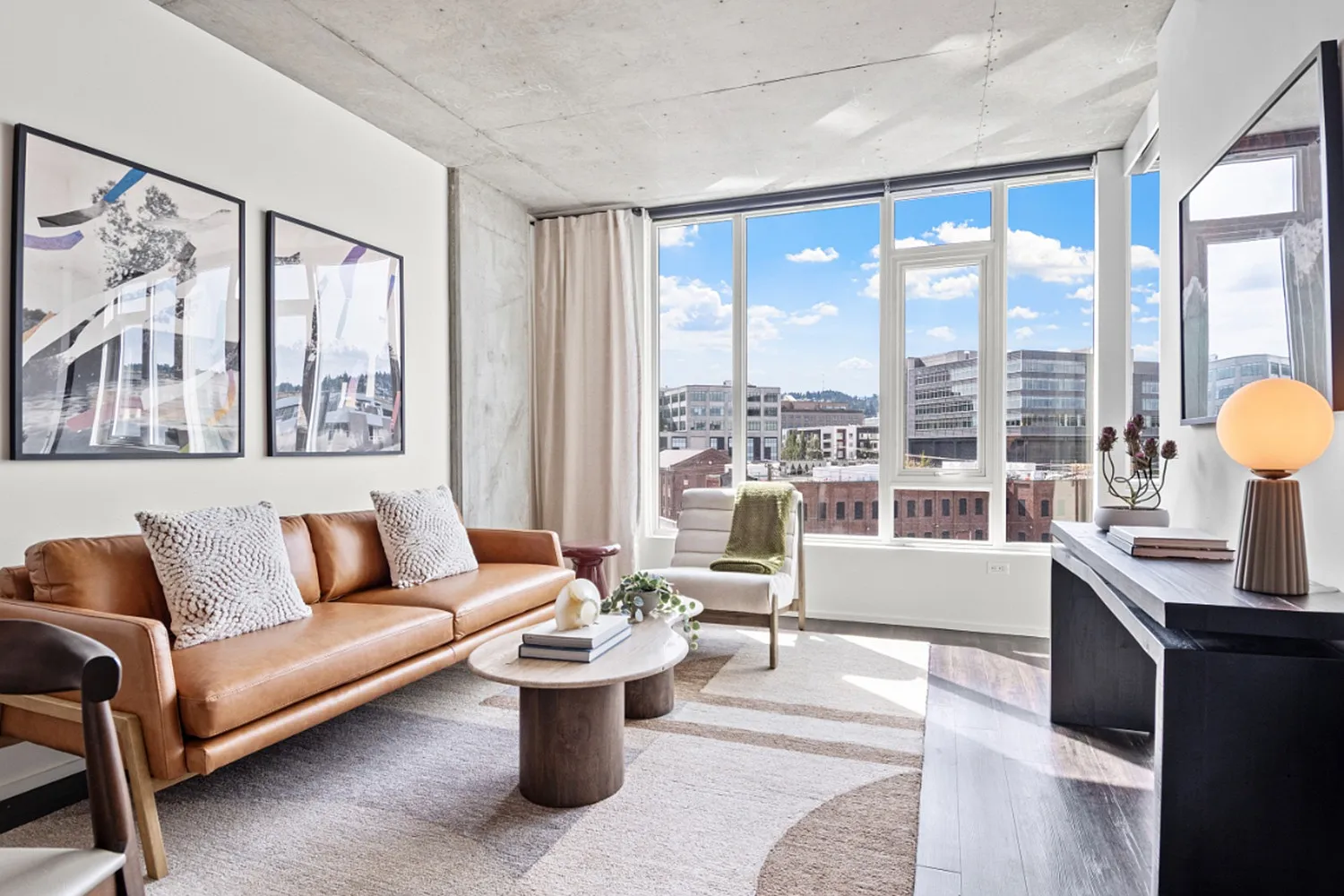 NV Apartments — Photo 3
