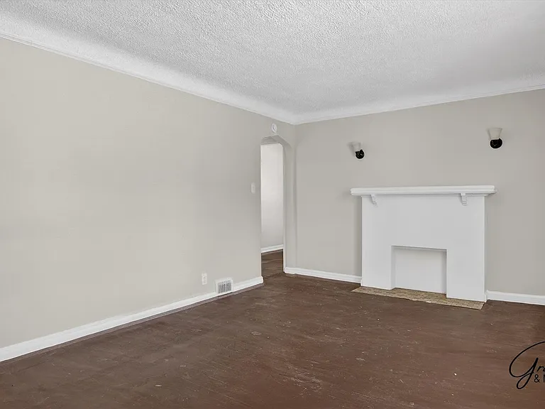 12200 Cheyenne St. - MartelRealEstate LLC — Photo 4