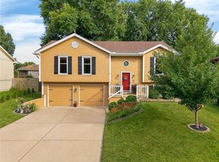 8819 NE 74th Ter, Kansas City, MO 64158