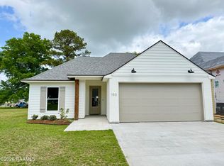 103 Berchman Oaks Dr, Lafayette, LA 70506