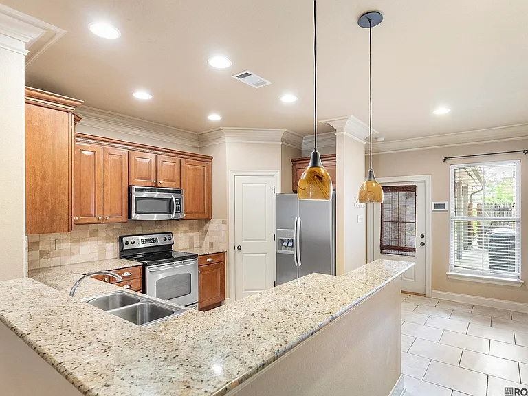11110 Boardwalk Dr #41 — Photo 7