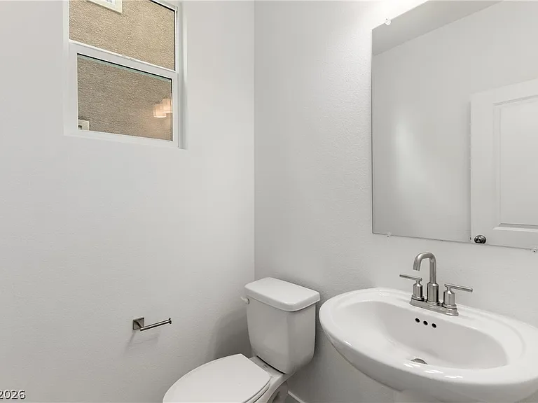 200 Wewatta Ave — Photo 10