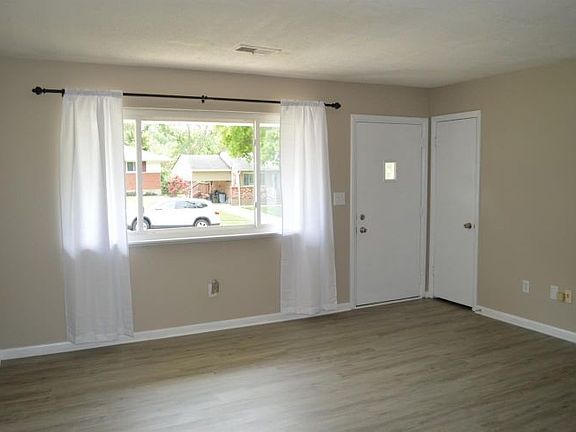 2nd image of 2593 Honeyhill Ct