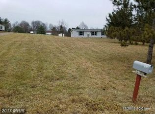 104 Carvers Way, Falling Waters, WV 25419