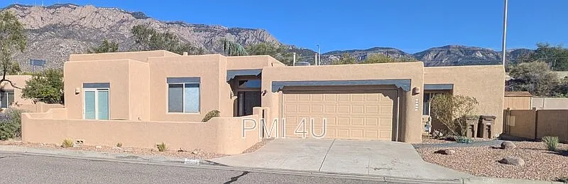3 bed, 2.0 bath, 1900 sqft, $2,800 — Photo 2
