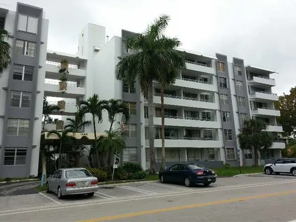 1080 94th St APT 310, Bay Harbor Islands, FL 33154