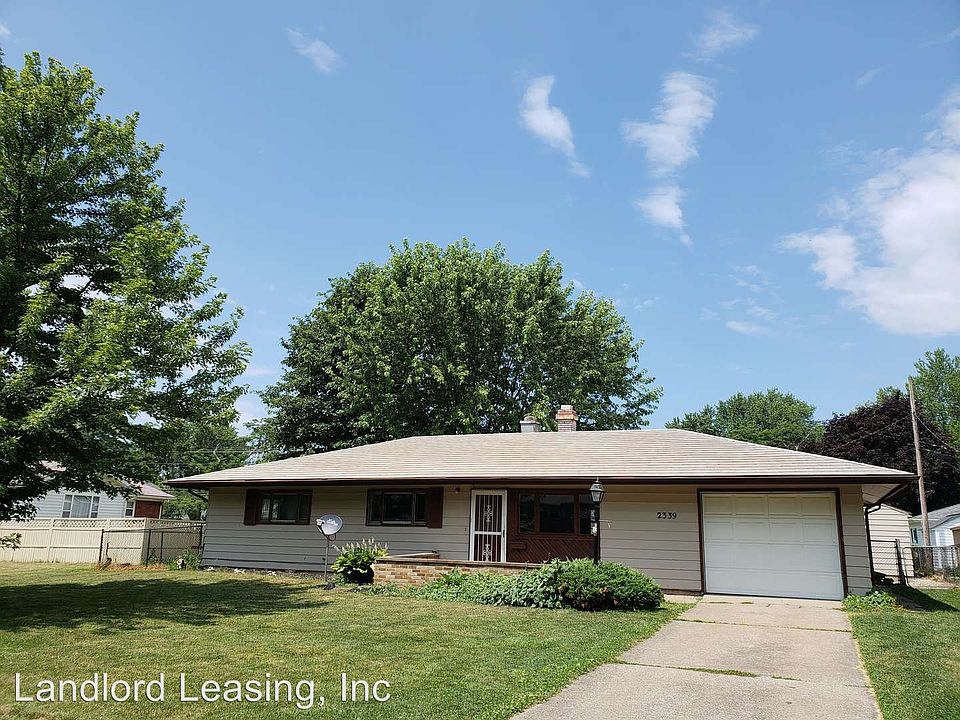1st image of 2339 Lincoln Dr
