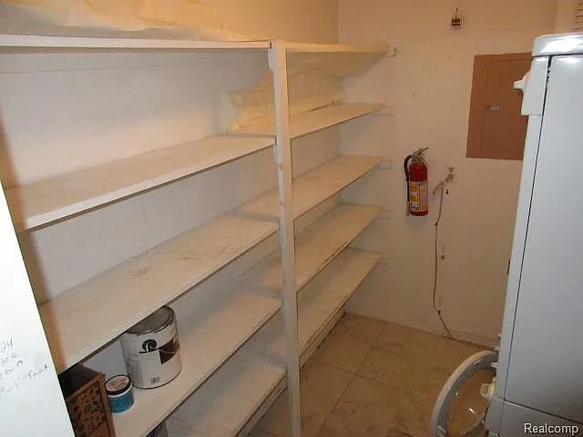 24056 Middlebelt Rd #20 — Photo 14
