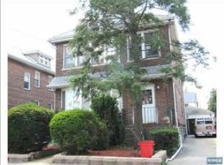 398 Lincoln Ave, Cliffside Park, NJ 07010