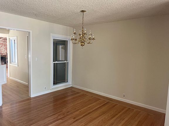 3rd image of 16 Otis Way