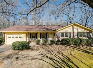 1128 Lakeshore Dr, Gainesville, GA 30501