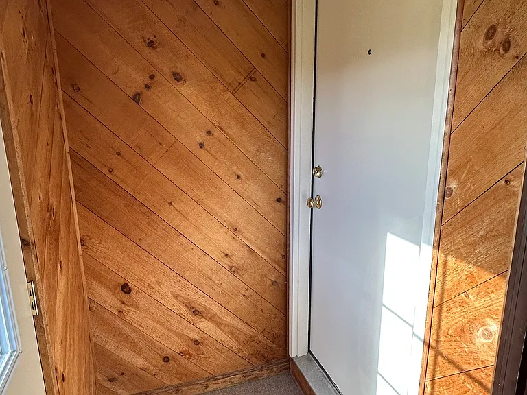 245 Mercer Ave #A — Photo 22