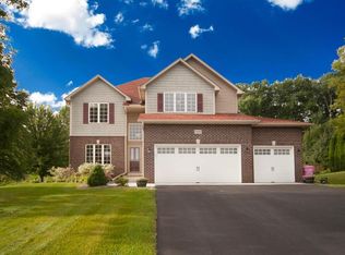 10297 Oakhill Ct, Elko New Market, MN 55020