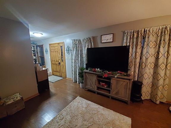 3rd image of 2770 S Southtown Pl