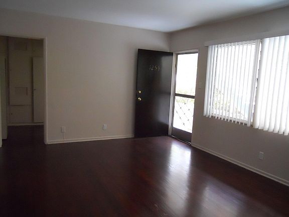 3rd image of 1254 Smithwood Dr #0