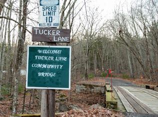 36-36R Tucker Ln, Sutton, MA 01590