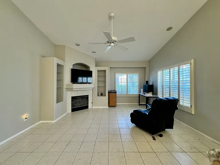 5892 Greenery View Ln — Photo 9