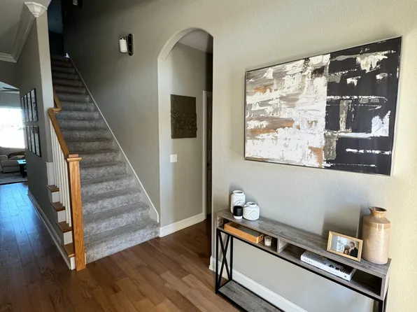 2023 W Gilligan Ave, Rogers, AR 72758