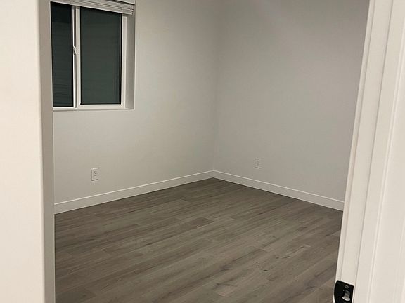 5th image of 8557 N Tiffany Ln N