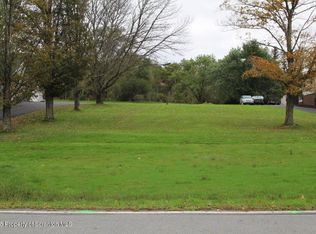 908 Edella Rd, Clarks Summit, PA 18411